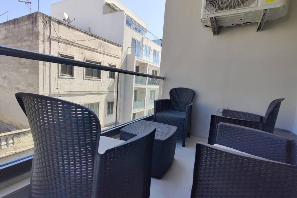 Brand New 3 Bedroom Apartment Close To The Sea Gzira Экстерьер фото