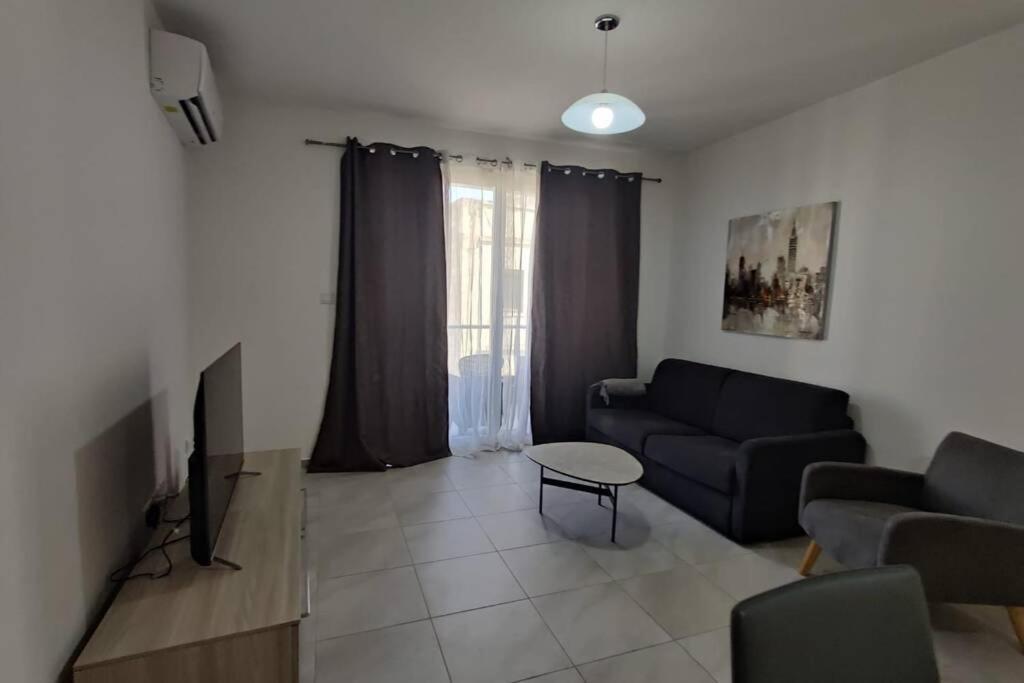 Brand New 3 Bedroom Apartment Close To The Sea Gzira Экстерьер фото